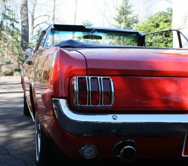 Ford Mustang Convertible, 1966. Automatic. - Image 4