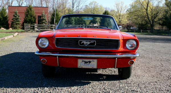 Ford Mustang Convertible, 1966. Automatic. - Image 3