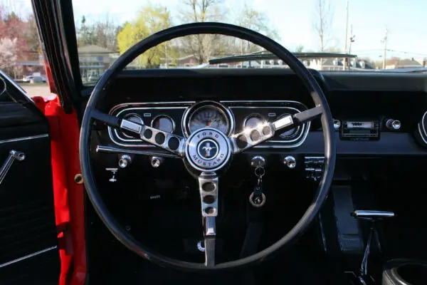 Ford Mustang Convertible, 1966. Automatic. - Image 5