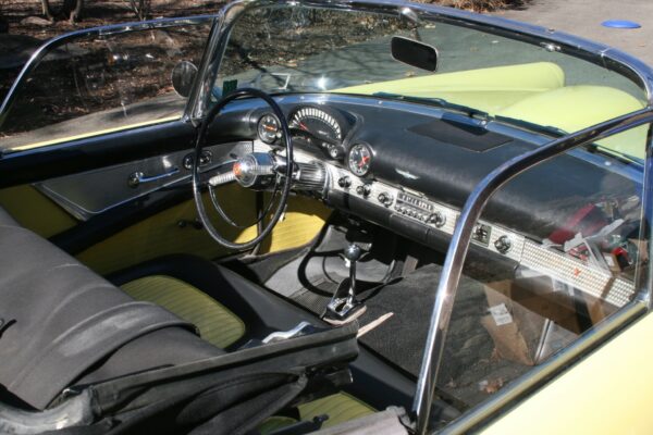 1955 Ford Thunderbird. Automatic - Image 6